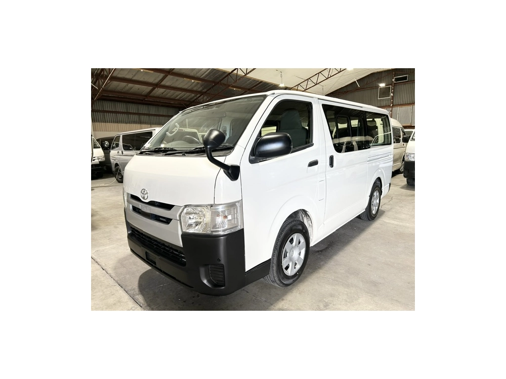 2018 Toyota Hiace = 6 Seaters = ONLY 89kms!! *** $1000 DISCOUNTED for FUEL