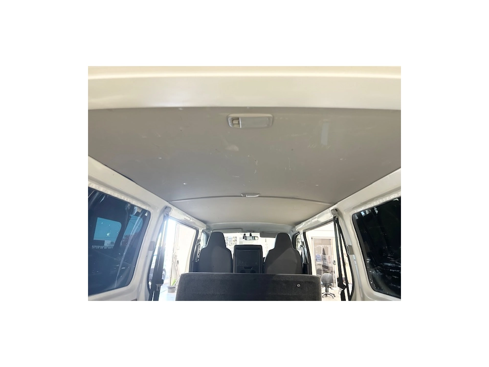 2015 Toyota Hiace 6 Seater - NEW YEAR SALE -