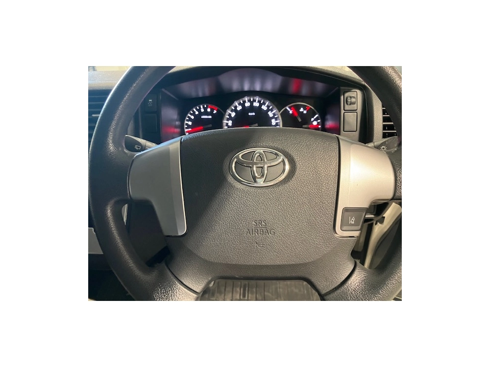 2019 Toyota Hiace 2L **BIG SALE** WAS $30,995 NOW $27,995
