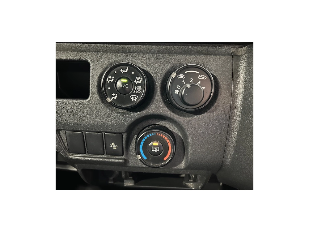 2019 Toyota Hiace = FULL TIME 4WD _ SUPER LOW 92kms =