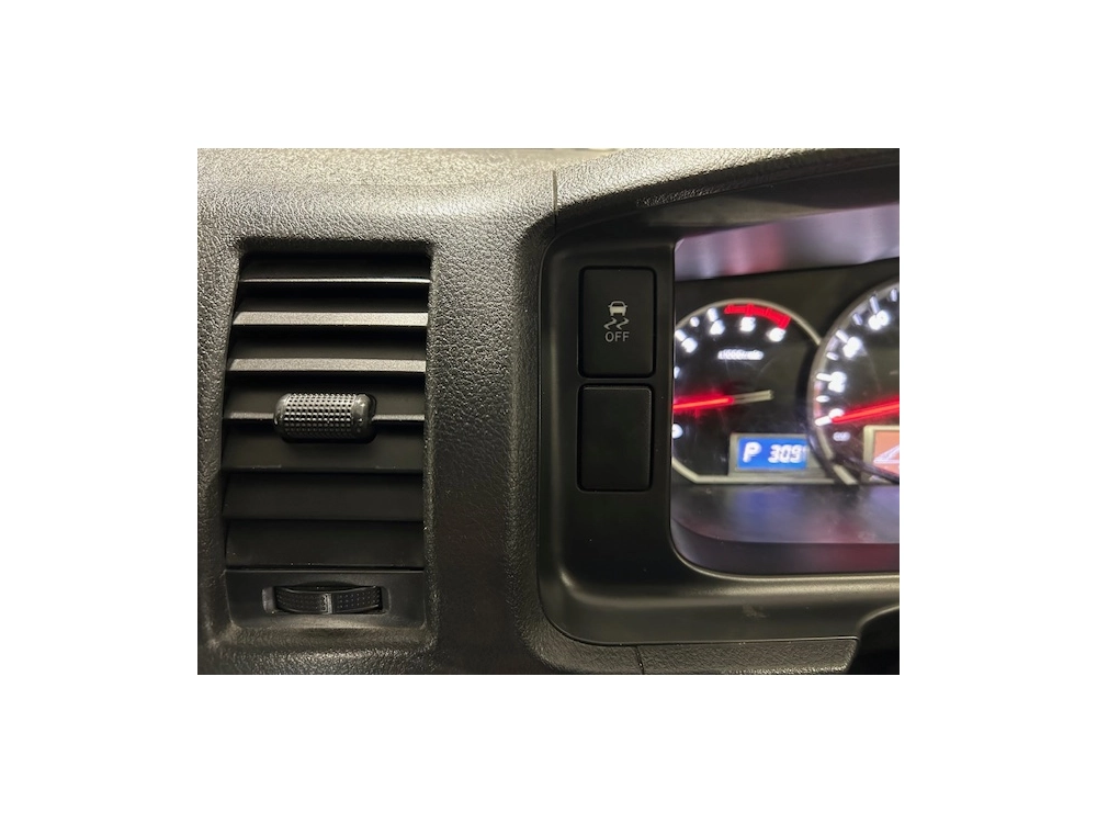 2019 Toyota Hiace = FULL TIME 4WD _ SUPER LOW 92kms =