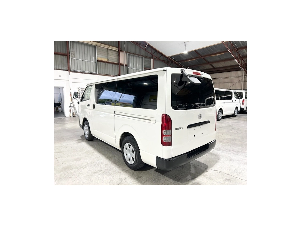 2019 Toyota Hiace = FULL TIME 4WD _ SUPER LOW 92kms =