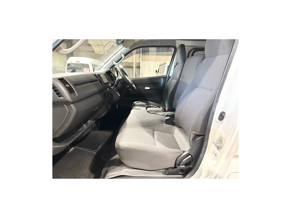 2018 Toyota Hiace **GL PACKAGE** $3900 REDUCED $$