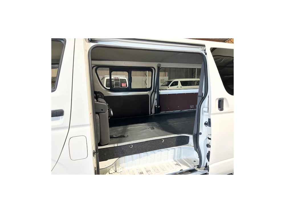 2018 Toyota Hiace **GL PACKAGE** $3900 REDUCED $$
