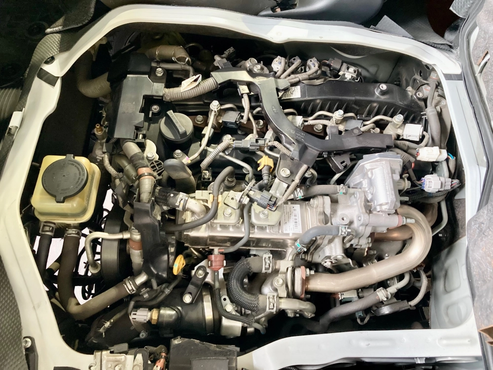 2019 Toyota Hiace 2.8L Diesel HIGHROOF *** BIG SALE_ WAS $39,995 NOW $36,595 ***