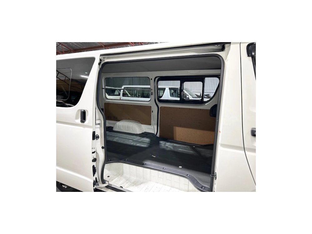2019 Toyota Hiace LWB *** $4200 Reduced *** 