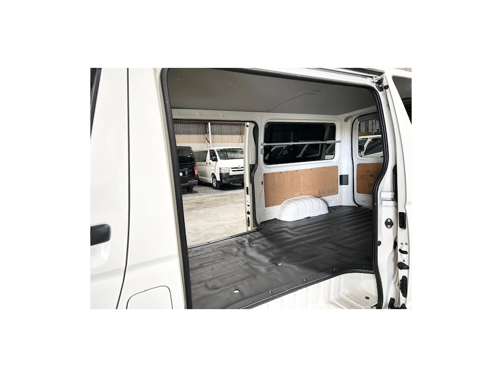 2019 Toyota Hiace LWB *** $4200 Reduced *** 