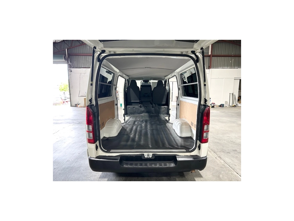 2019 Toyota Hiace LWB *** $4200 Reduced *** 