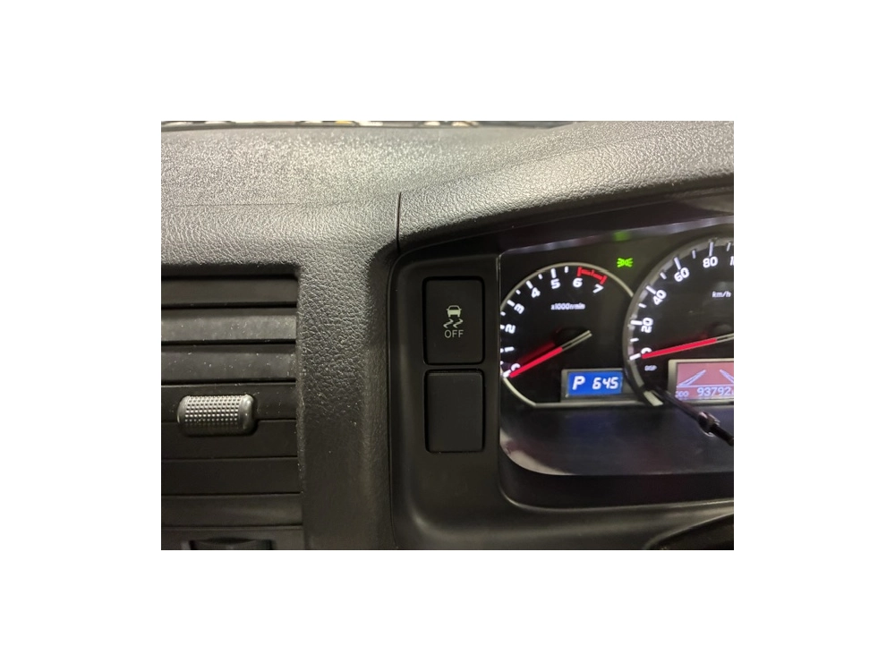 2020 Toyota Hiace = DUAL AIRBAGS = 