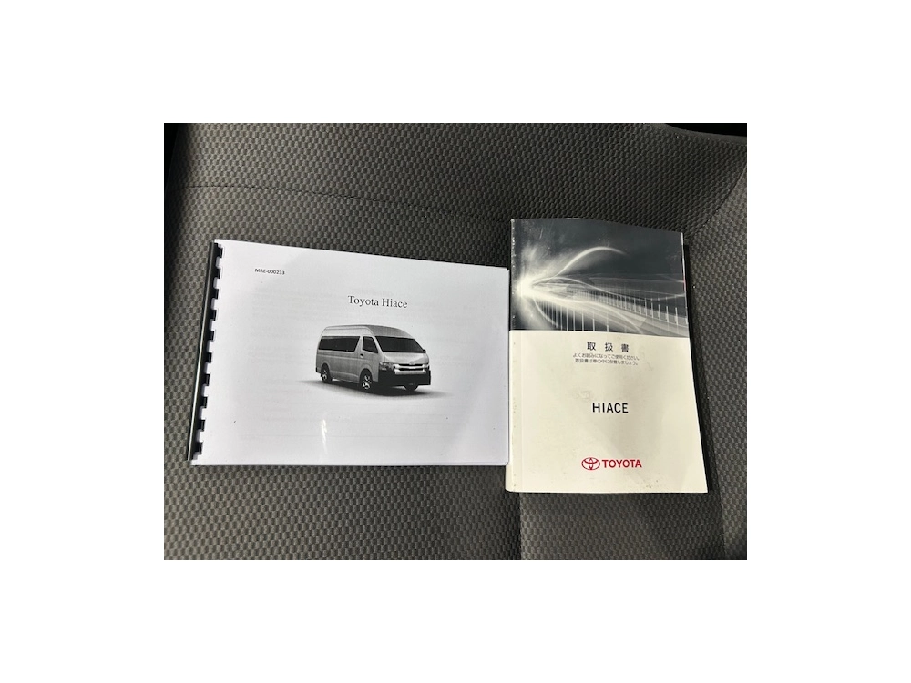 2019 Toyota Hiace Full Time 4WD / 9 Seater (Removable) *NEW YEAR SALE*