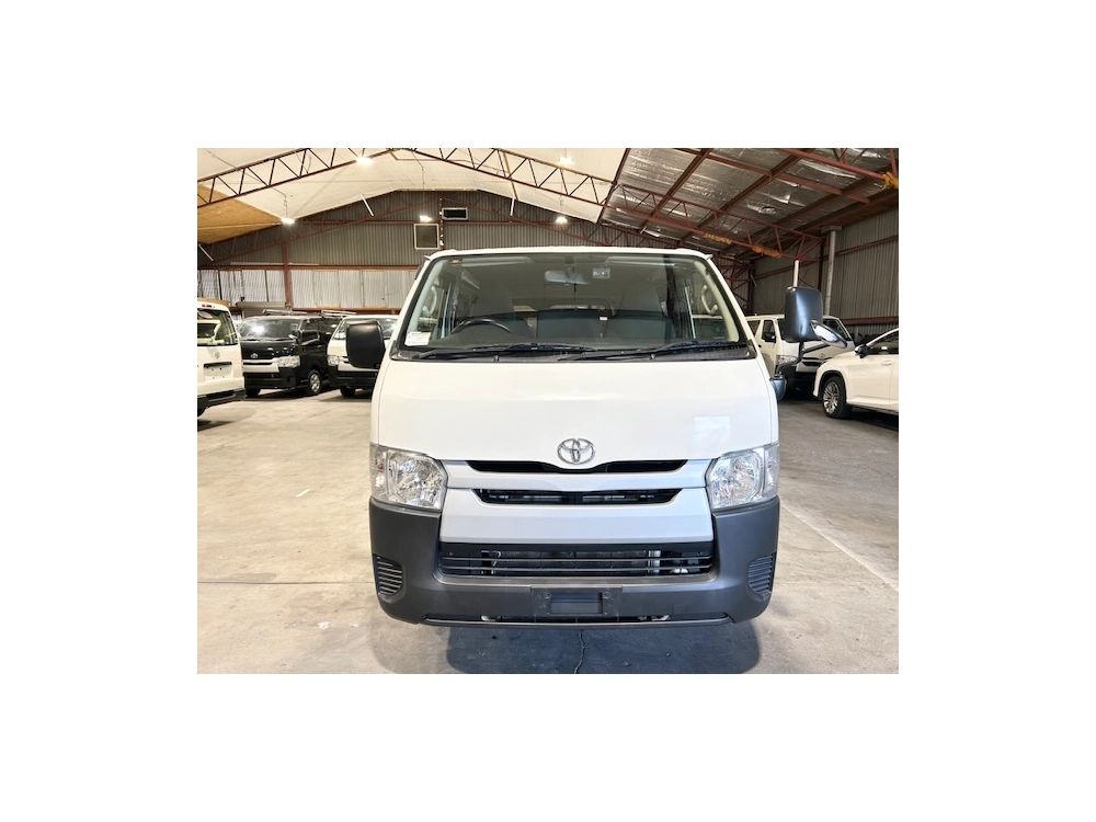 2019 Toyota Hiace Full Time 4WD / 9 Seater (Removable) *NEW YEAR SALE*