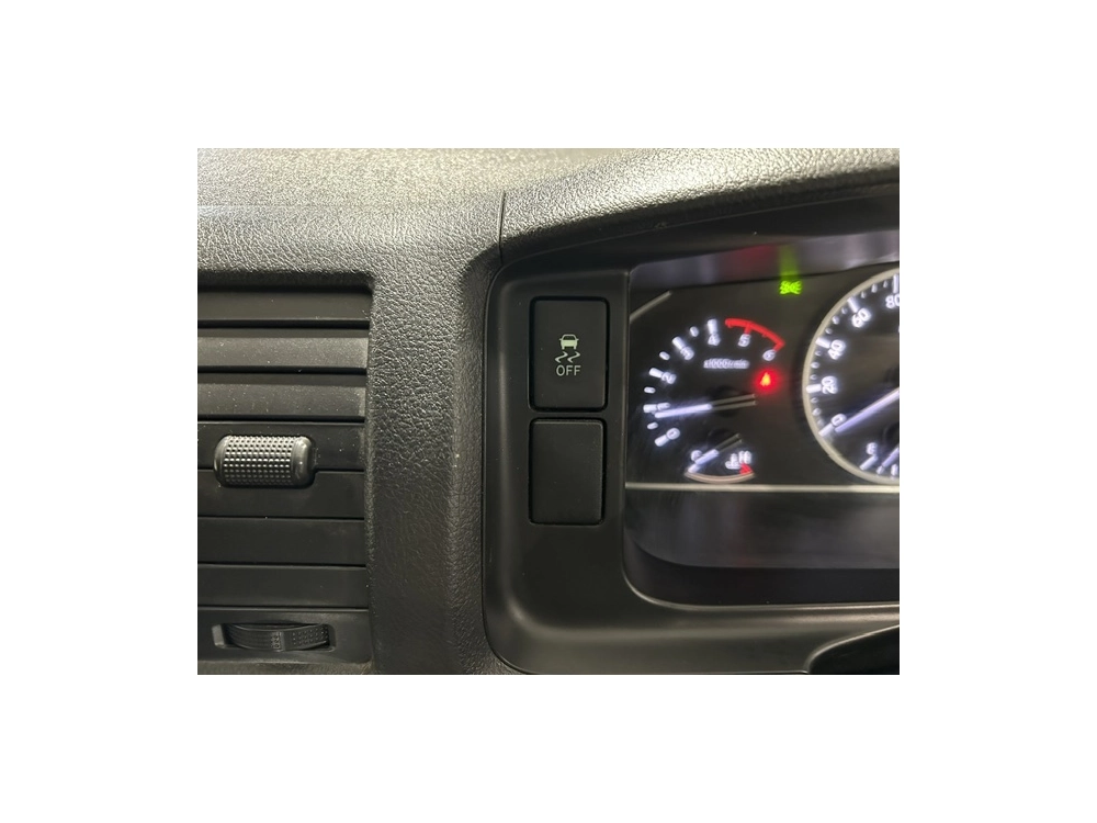 2020 Toyota Hiace =4X4= FACELIFT MODEL _ 6 SEATER $1000 DISCOUNTED for Fuel 