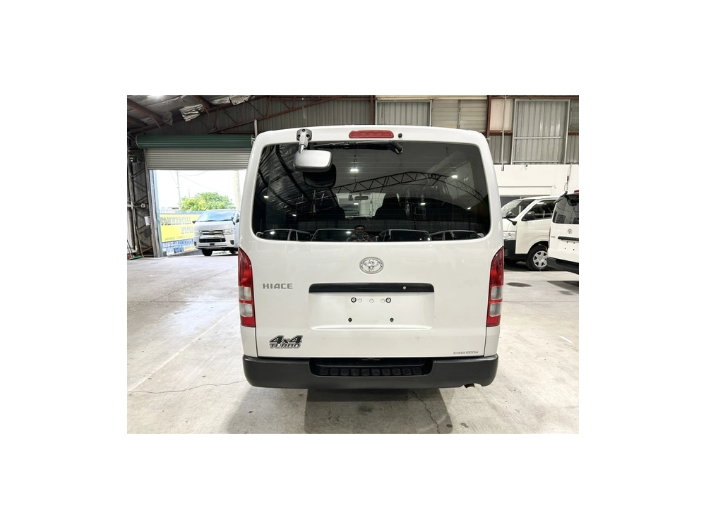 2020 Toyota Hiace =4X4= FACELIFT MODEL _ 6 SEATER $1000 DISCOUNTED for Fuel 