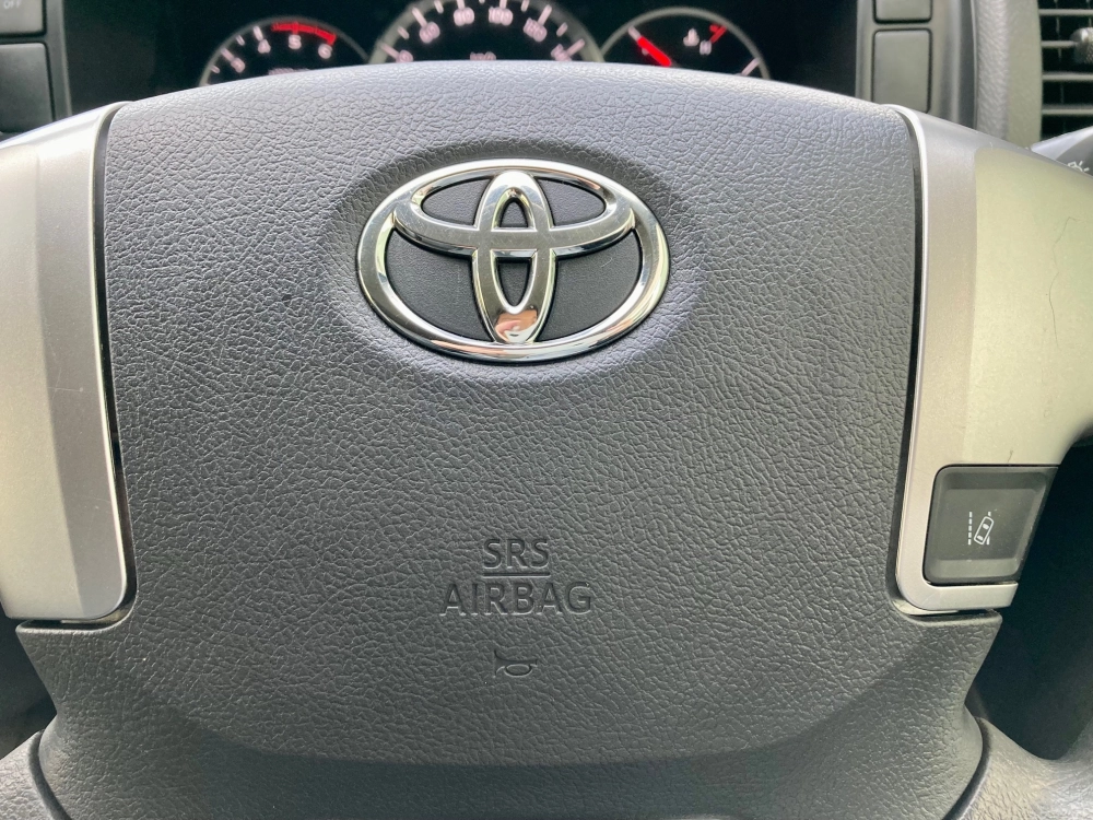 2018 Toyota Hiace 2.8L DIESEL TURBO *** BIG SALE *** WAS $34,995 _ NOW $31,595
