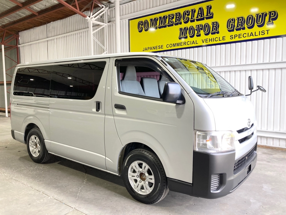 2018 Toyota Hiace 2.8L DIESEL TURBO *** BIG SALE *** WAS $34,995 _ NOW $31,595