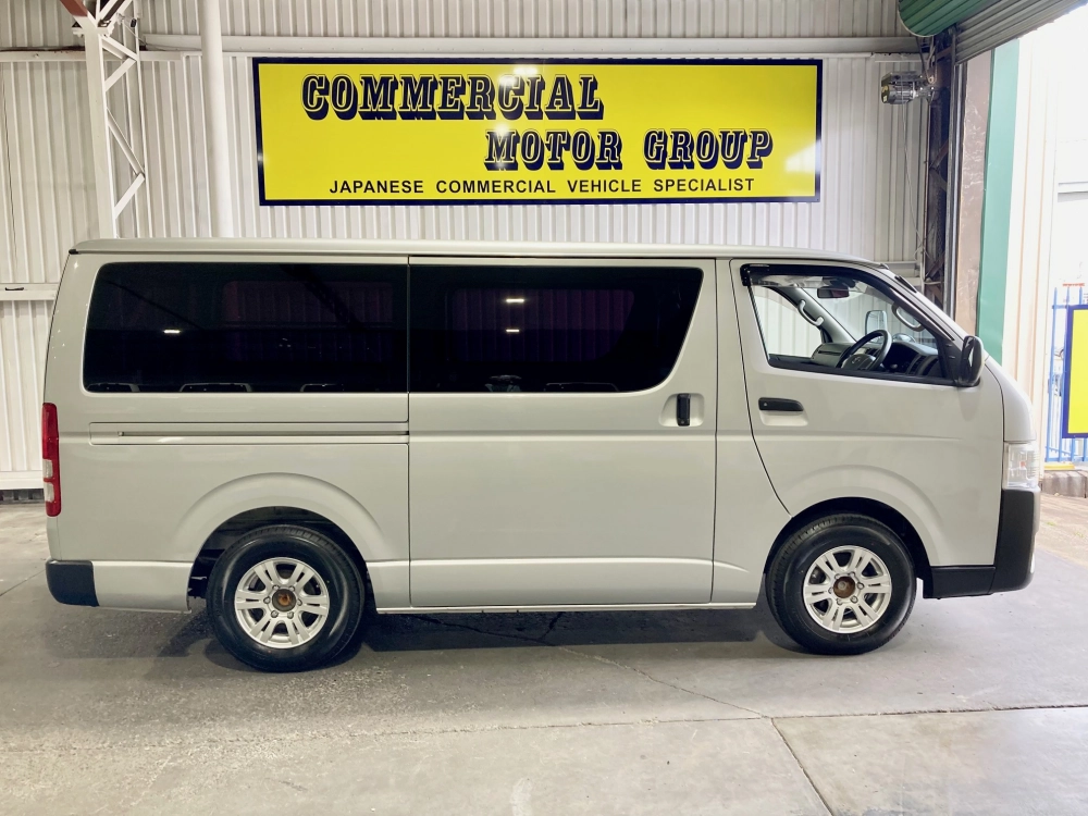 2018 Toyota Hiace 2.8L DIESEL TURBO *** BIG SALE *** WAS $34,995 _ NOW $31,595
