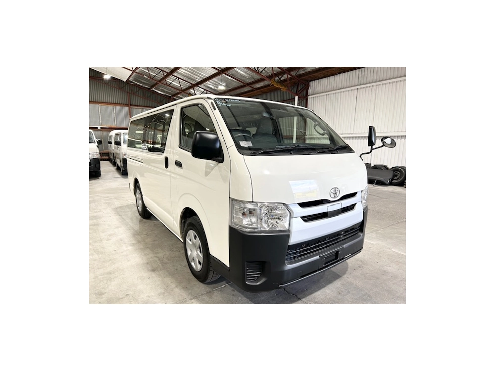 Toyota Hiace 6 Seaters ** ON HOLD **