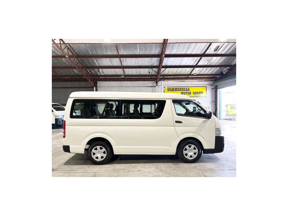 2019 Toyota Hiace *** $4500 REDUCED *** 10 SEATERS