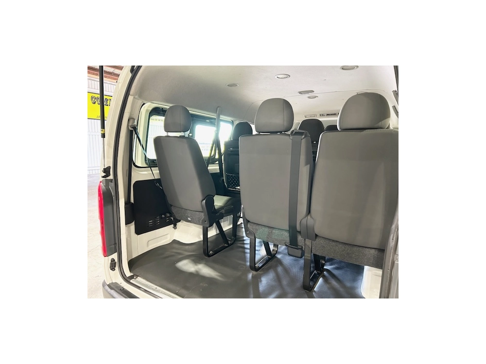 2019 Toyota Hiace *** $4500 REDUCED *** 10 SEATERS