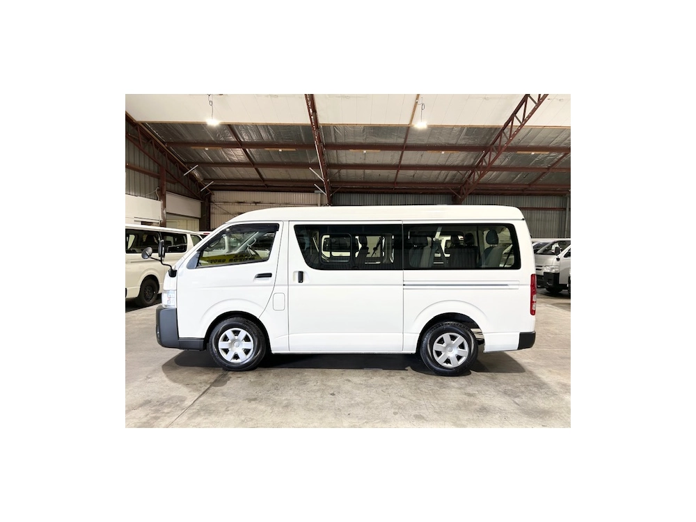 2019 Toyota Hiace *** $4500 REDUCED *** 10 SEATERS