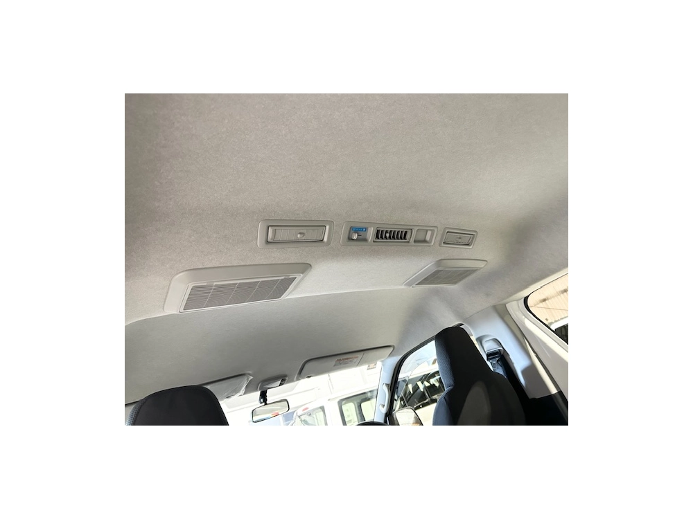 2019 Toyota Hiace *** $4500 REDUCED *** 10 SEATERS