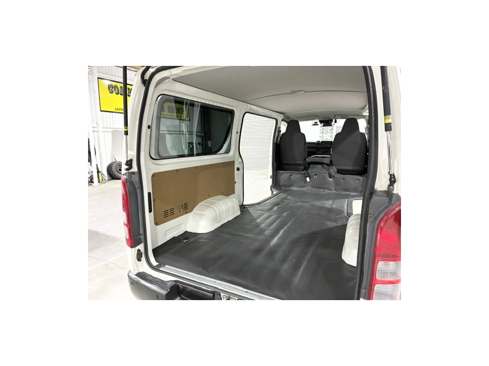 2022 Toyota Hiace =4X4= Facelift Model ** $1000 Discounted for Fuel **