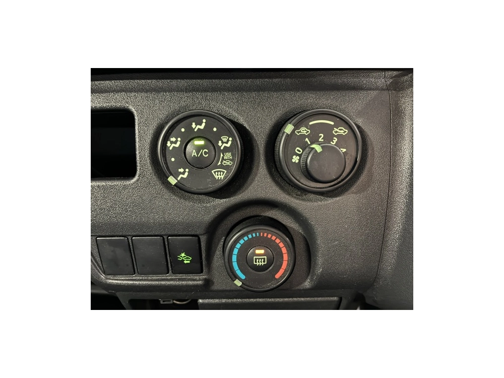 2022 Toyota Hiace =4X4= Facelift Model ** $1000 Discounted for Fuel **