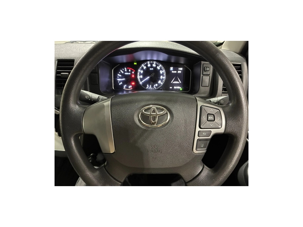 2022 Toyota Hiace =4X4= Facelift Model ** $1000 Discounted for Fuel **
