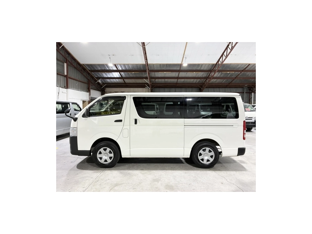 2022 Toyota Hiace =4X4= Facelift Model ** $1000 Discounted for Fuel **