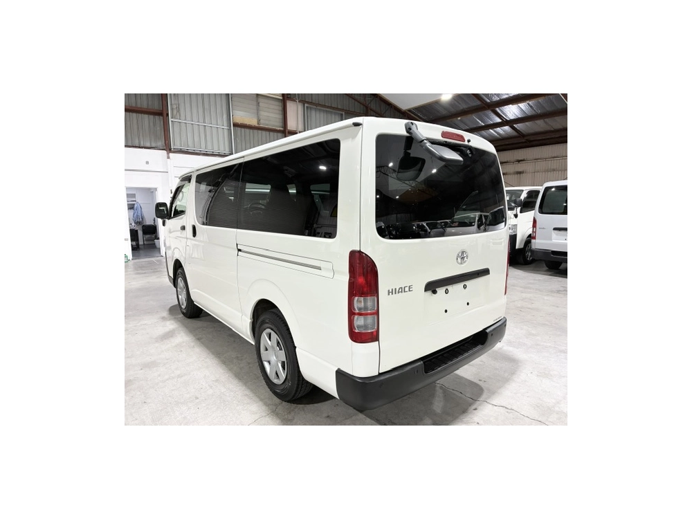 2022 Toyota Hiace =4X4= Facelift Model ** $1000 Discounted for Fuel **