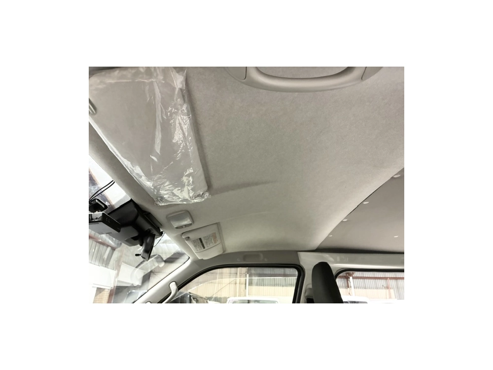 2022 Toyota Hiace =4X4= Facelift Model ** $1000 Discounted for Fuel **