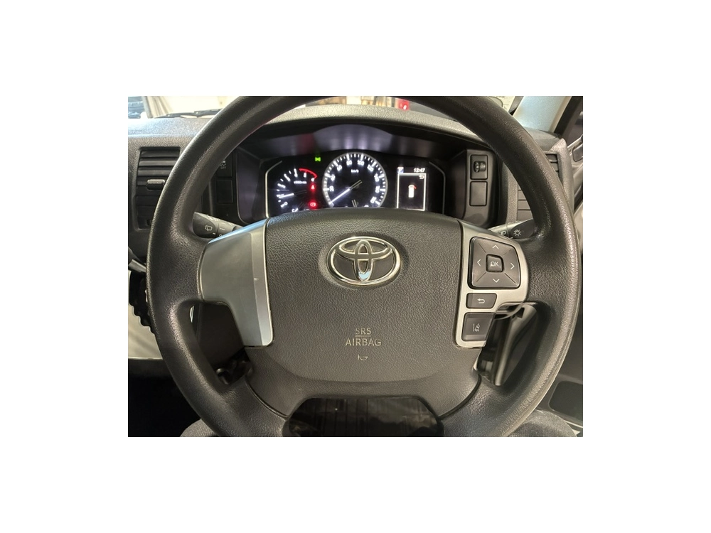 2021 =4X4= Facelift Model MID YEAR SUPER SALE *6 Seaters*