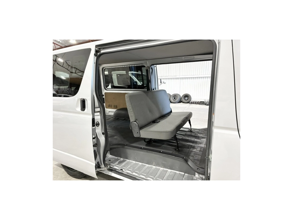 2021 =4X4= Facelift Model MID YEAR SUPER SALE *6 Seaters*