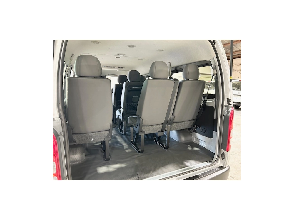 2019 Toyota Hiace ** 10 SEATER ** $4500 REDUCED $$ ** MID YEAR SALE **