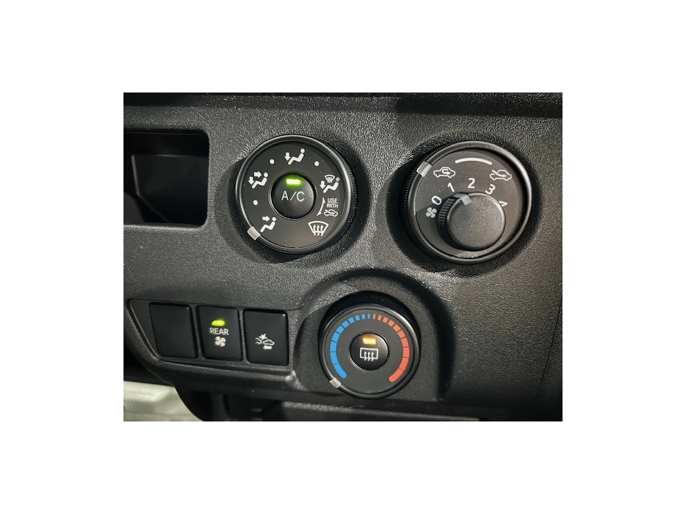 2019 Toyota Hiace ** 10 SEATER ** $4500 REDUCED $$ ** MID YEAR SALE **