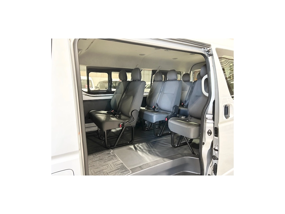 2019 Toyota Hiace ** 10 SEATER ** $4500 REDUCED $$ ** MID YEAR SALE **