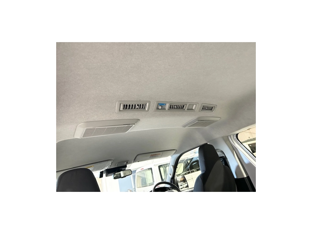 2019 Toyota Hiace ** 10 SEATER ** $4500 REDUCED $$ ** MID YEAR SALE **