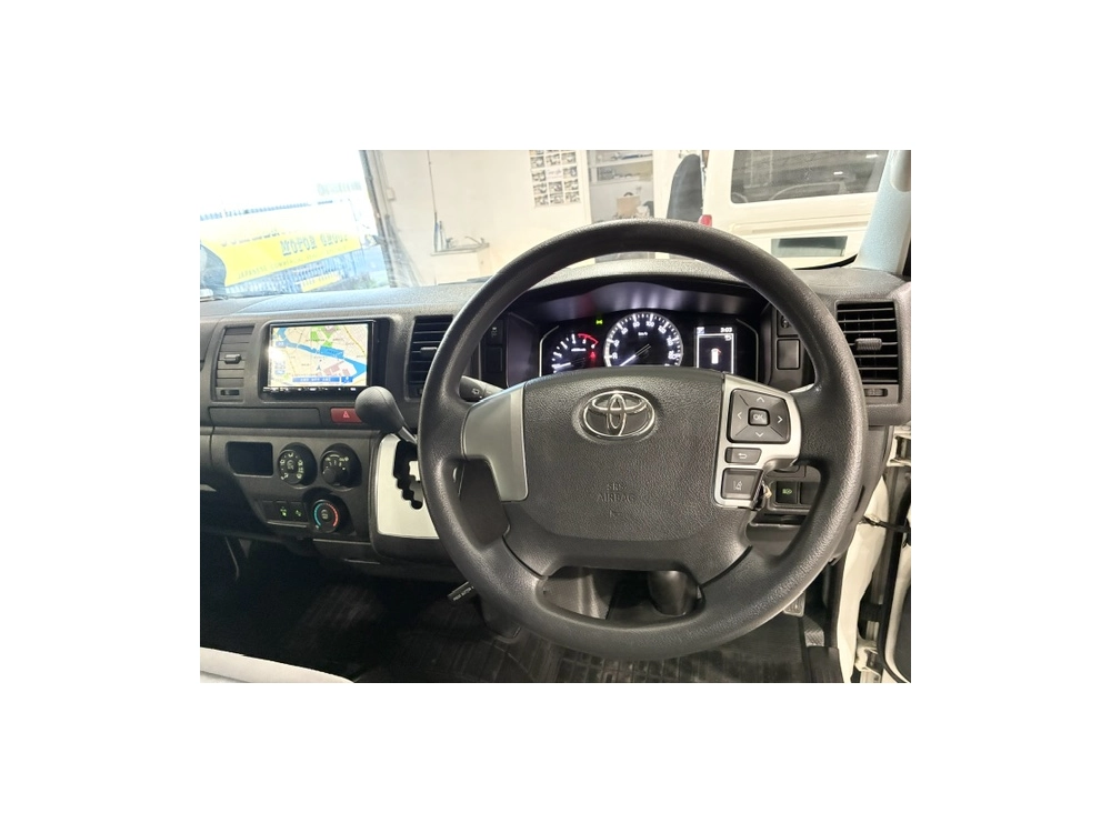 2022 Facelift Model =4X4= 6 SEATER **ONLY 96kms**