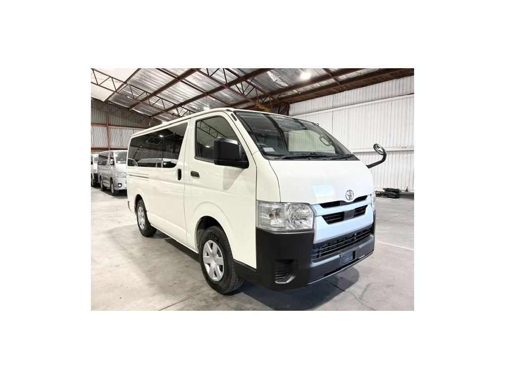 2022 Toyota Hiace Facelift Model =4X4= 6 SEATER ** BIGGEST SALE NOW **