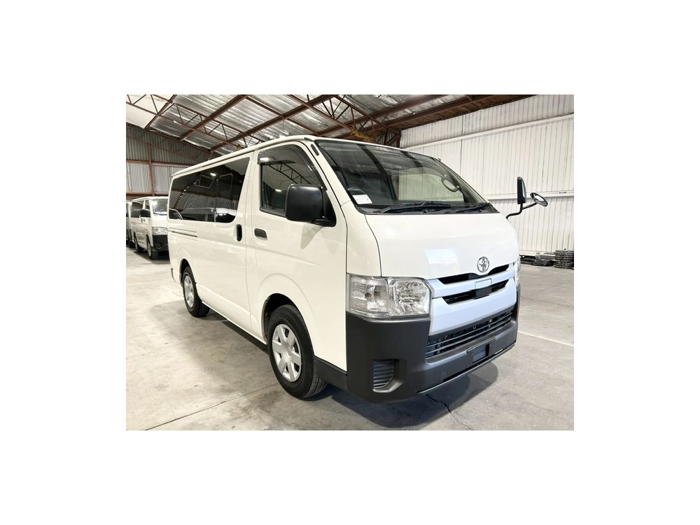2019 Toyota Hiace = 6 SEATERS = TIMBER FLOOR !!
