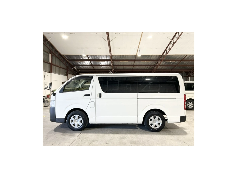 2019 Toyota Hiace = 6 SEATERS = TIMBER FLOOR !!