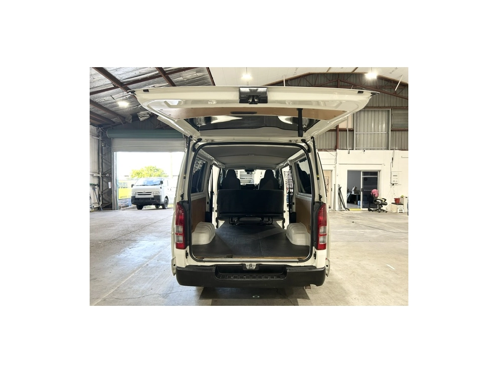 2019 Toyota Hiace = 6 SEATERS = 2 Sling Doors