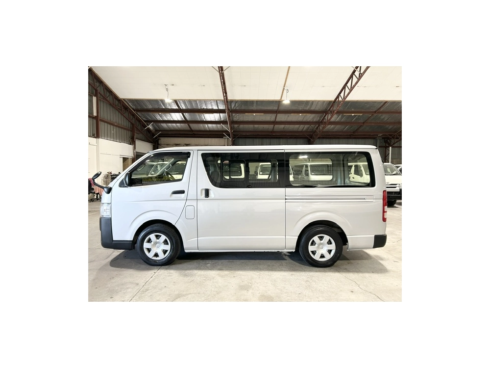 2021 Toyota Hiace Facelift Model =2WD= 6 Seaters_Rear Aircon