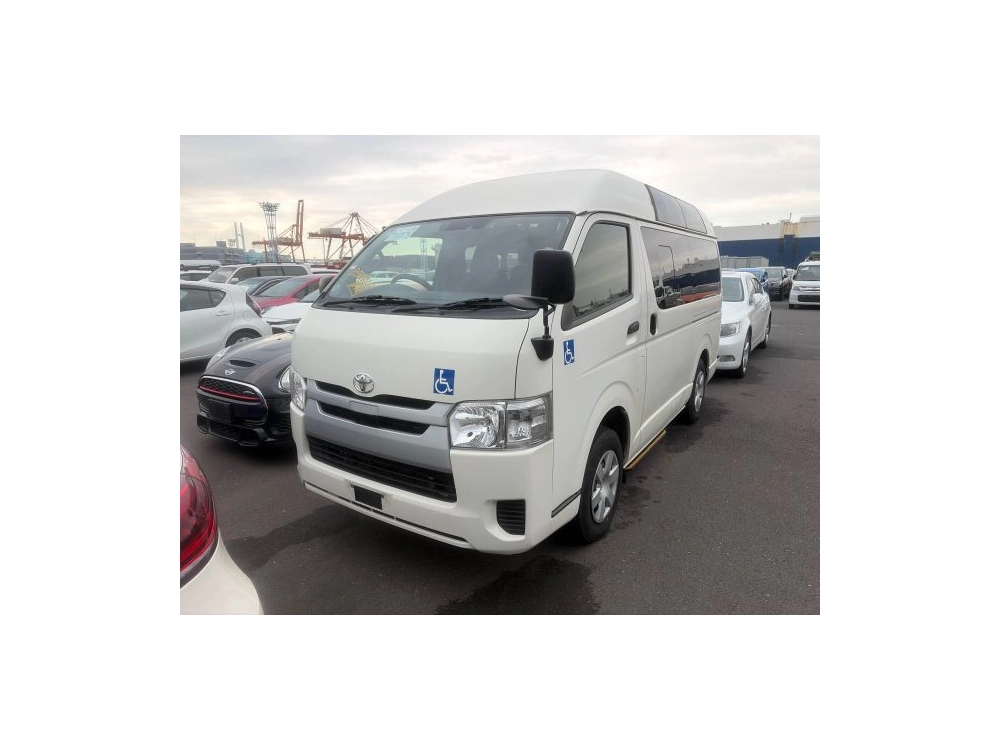 2020 Toyota Hiace 2.8L Diesel _ WELCAB 4X4 Super Low 77km