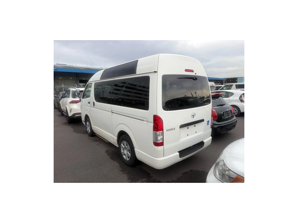 2020 Toyota Hiace 2.8L Diesel _ WELCAB 4X4 Super Low 77km
