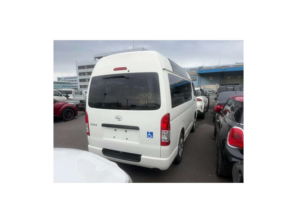 2020 Toyota Hiace 2.8L Diesel _ WELCAB 4X4 Super Low 77km