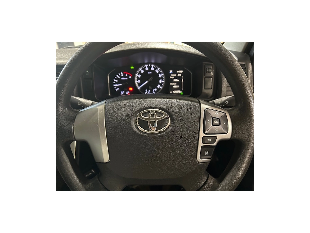 2020 Latest FACELIFT Model Toyota Hiace *** 4WD 4WD 4WD *** $4000 REDUCED