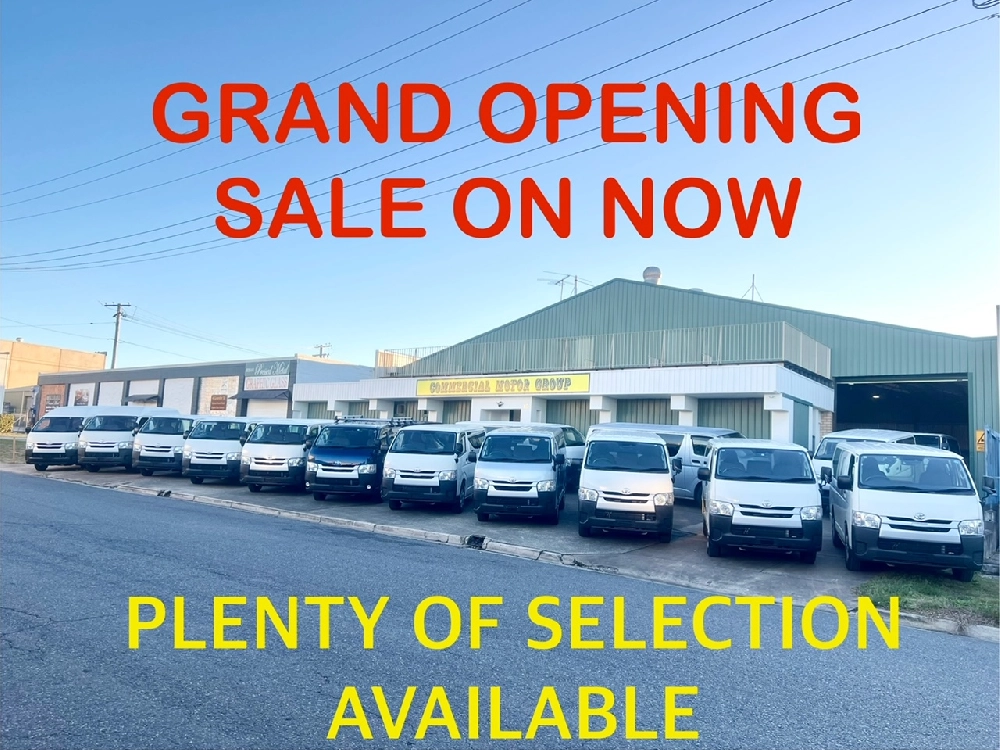 2018 Toyota Hiace 2.8L Diesel HIGHROOF ** 2 SLIDING DOORS **