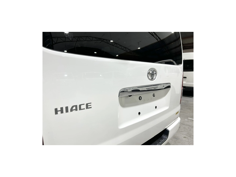 2017 Toyota Hiace SUPER LONG WHEEL BASE / GL PACKAGE / 4X4