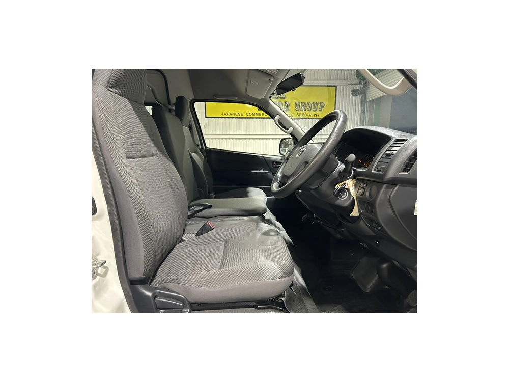 2017 Toyota Hiace SUPER LONG WHEEL BASE / GL PACKAGE / 4X4
